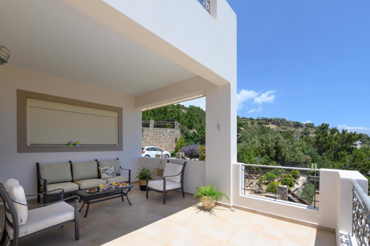 Votana Villa & Apartments 考特索纳里 外观 照片