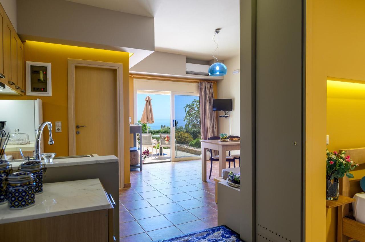 Votana Villa & Apartments 考特索纳里 外观 照片